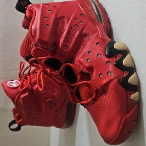 Nike Air Max Barkley Hyperfuse 9.5 LIKE NEW No Box